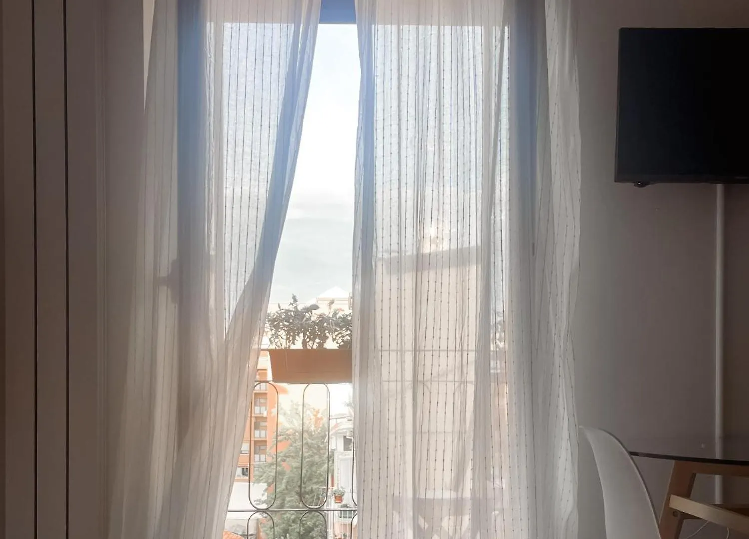 Xenia Apartments - Fashion Week Studio Near Navigli Milán